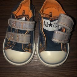 Boys Converse Size 3 Baby