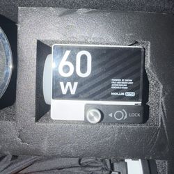 ZHIYUN Molus G60, Bi-Color Video Light