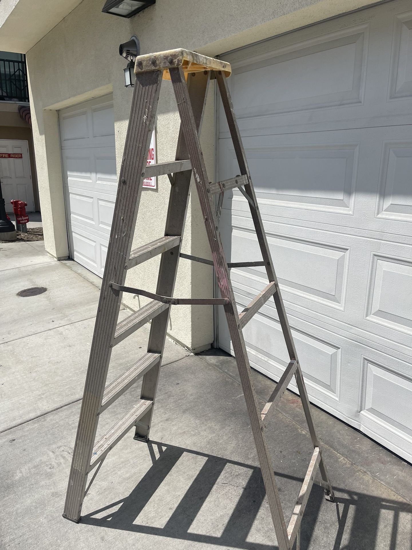 Aluminum Ladder 