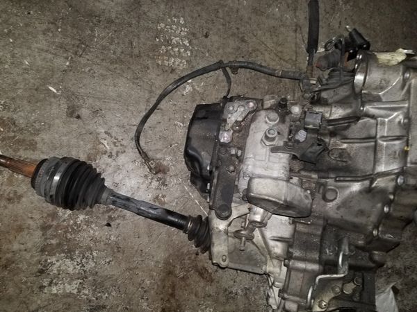 2007 TOYOTA SCION TC TRANSMISSION (MANUAL) for Sale in Margate, FL