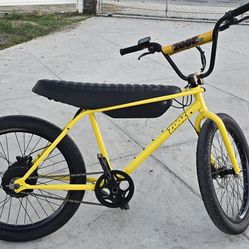 ZOOZ BIKE UU750