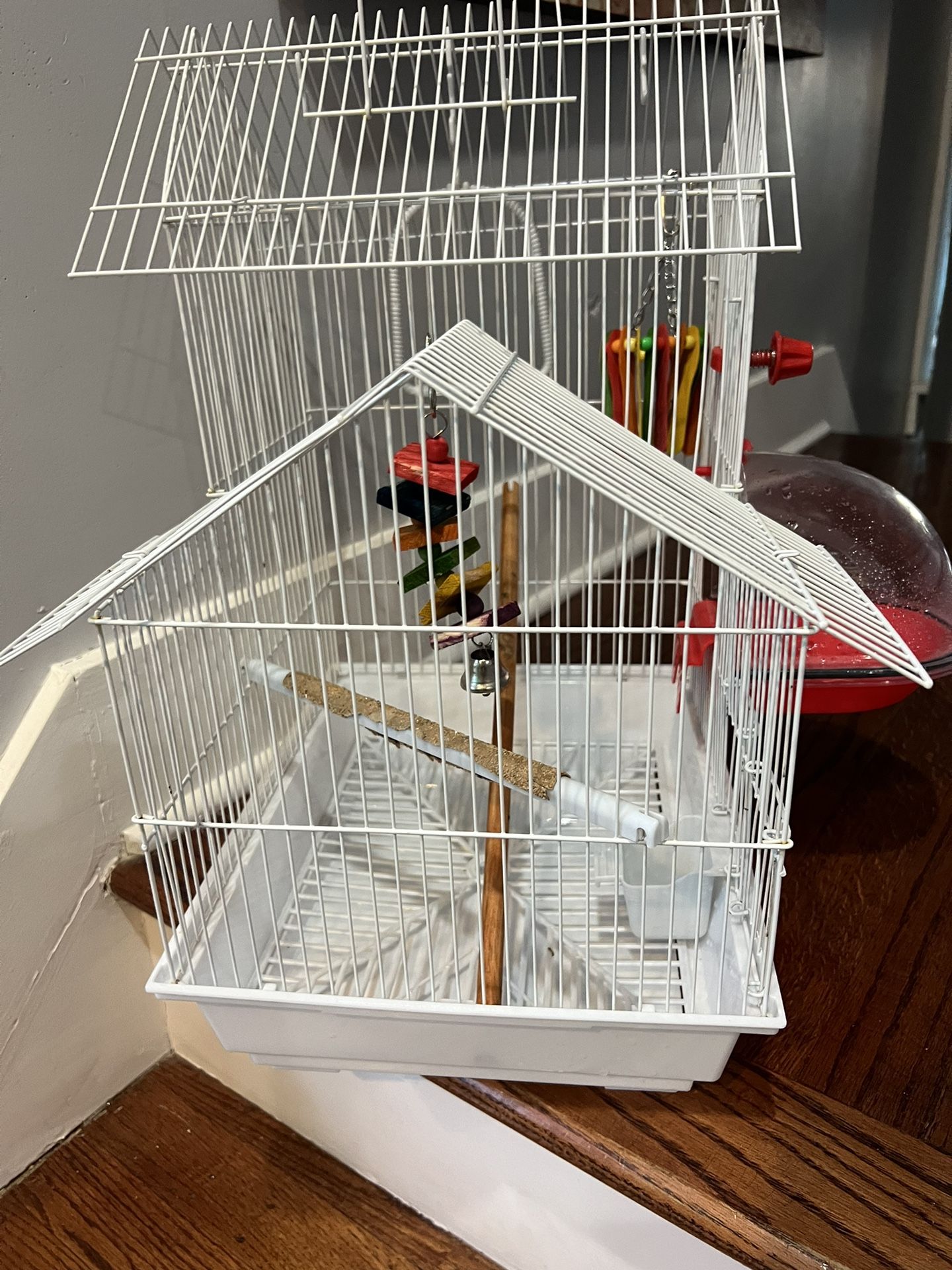 Bird cage 14x12x20 “ And a bird bath 