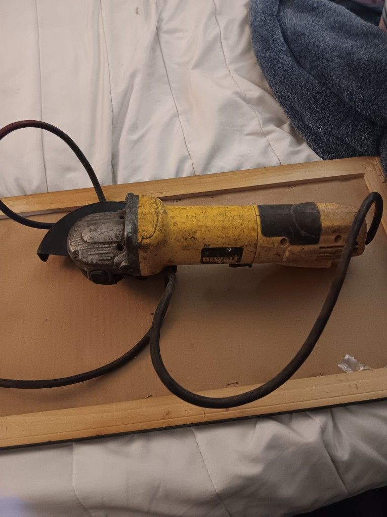 6in Dewalt Grinder