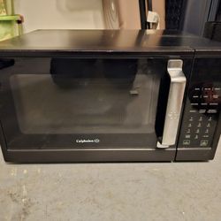 Countertop Calphalon Microwave