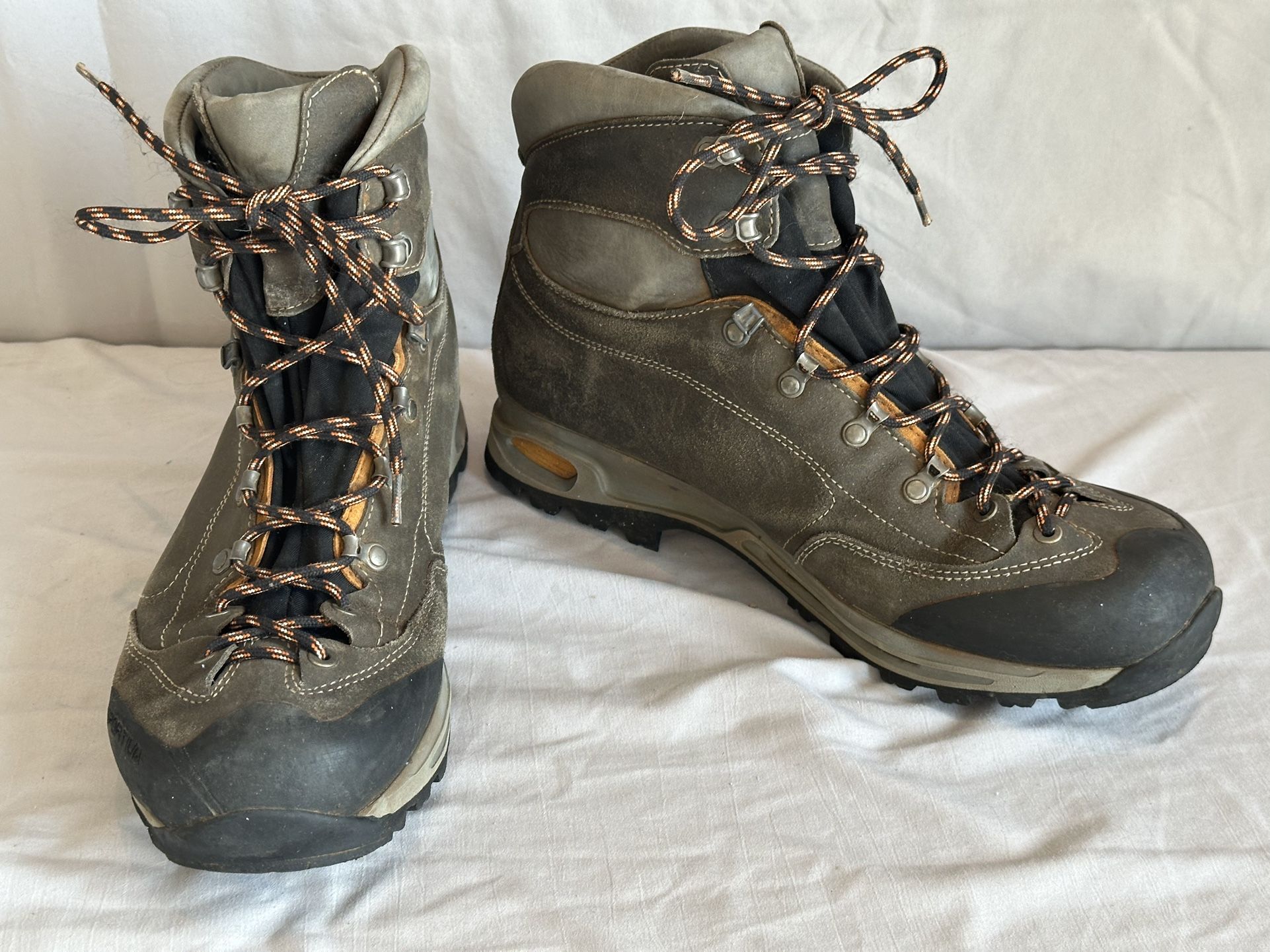 La Sportiva Makalu Mountaineering Hiking Climbing Boots Men’s 45 EU, 1