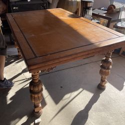 Solid Oak Table With Extended Leaves 