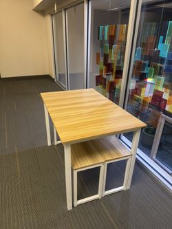 Table + Benches