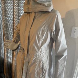The North Face Women's Gray Jacket size S fit M too 