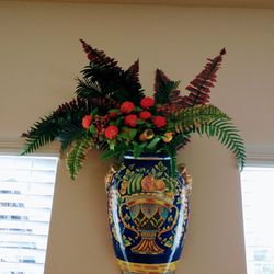 Decorative Ceramic Flower Vase!!