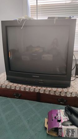 Daewoo color TV