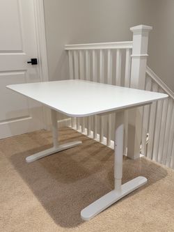 Adjustable Height White Desk 32”x48” with Cable Organizer