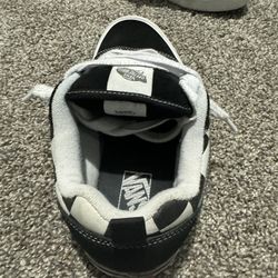 Knu School Vans Size 9,5 Men 