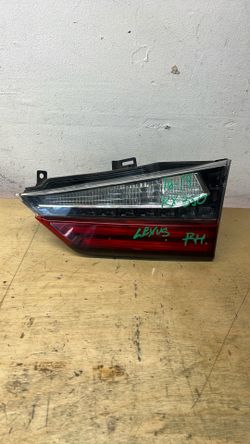 OEM | 2016-2019 Lexus RX350 LED Inner Tail Light (Right,Passenger)