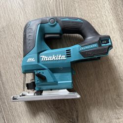 Makita 18v Jig saw XJV04