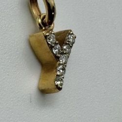 Ladies Diamond Pendant Letter Y