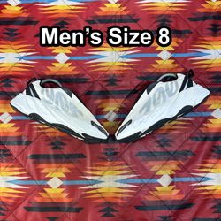 adidas Yeezy Boost 700 MNVN Laceless 'Analog' IG4798 White Shoes Men’s Size 8