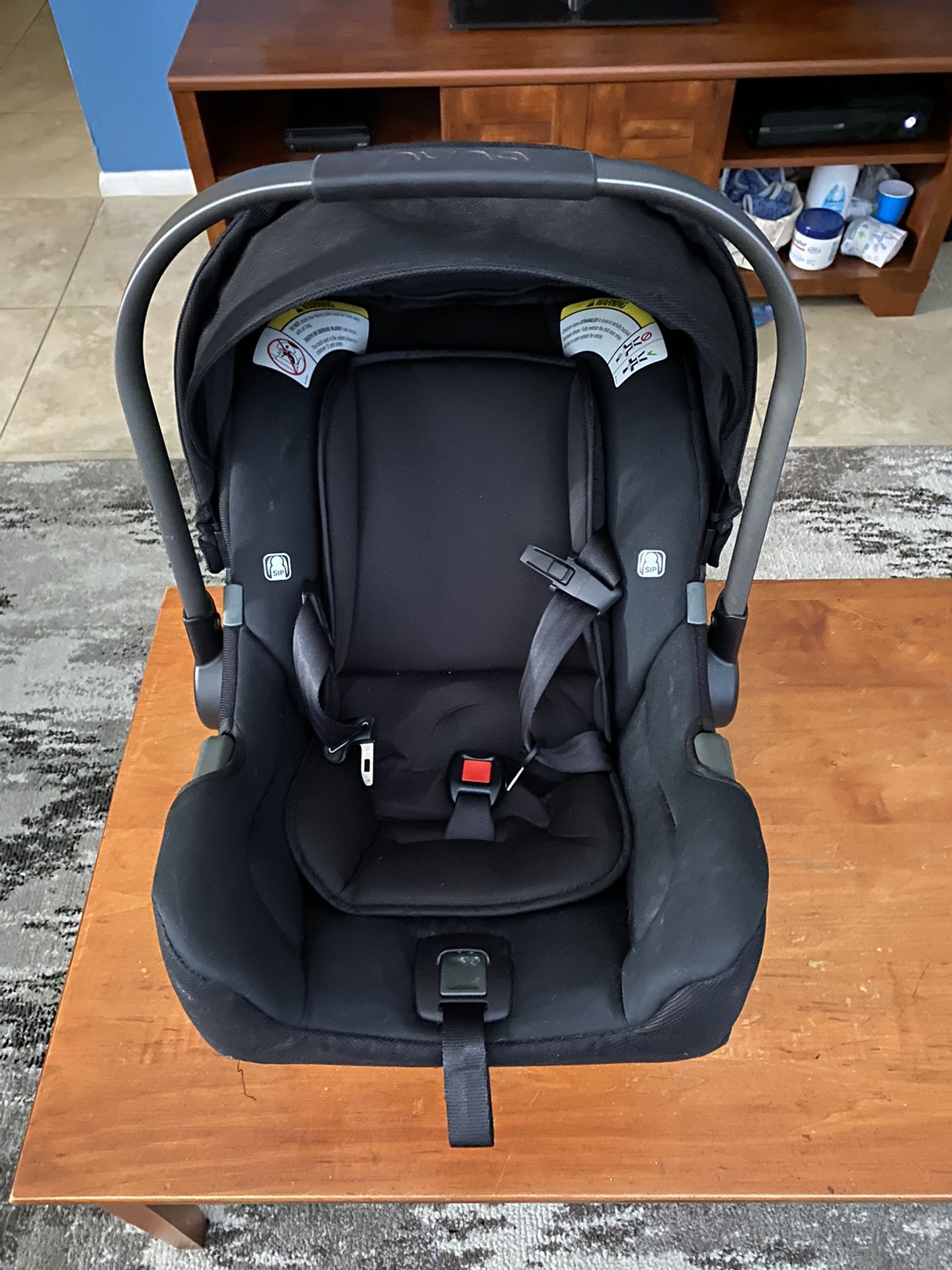 Nuna car seat & base