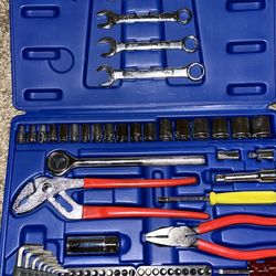 62 Piece Auto and Home Tool Kit