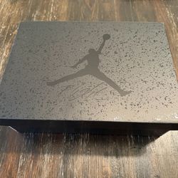 Jordan Retro 4 Black Cats – Size 10.5 Men’s