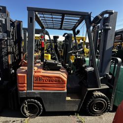 Toyota Forklift, 5000 Lbs Capacity For Sale