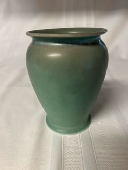 Rookwood Vase (vintage-1923)