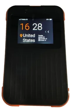 SIMO Solis Pro 5G Mobile Hotspot & 8000mAh Power Bank (Model M6E)
