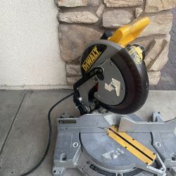 Dewalt 12” Saw 