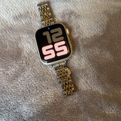 Apple Watch Series 7 45mm Starlight 