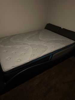Queen leather bed w/ memory foam mattress clean