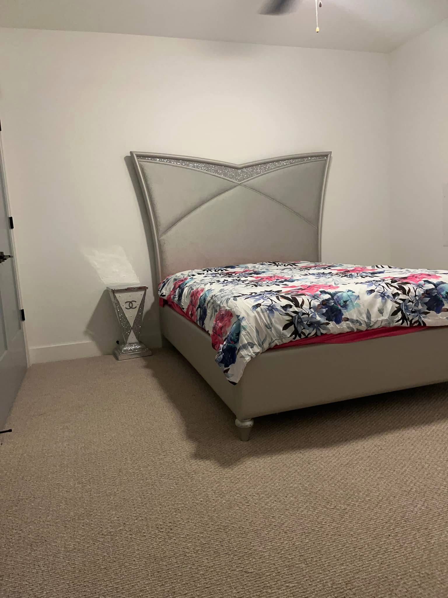 Queen Bedroom Set