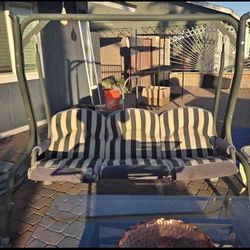 Outdoor Patio Swing