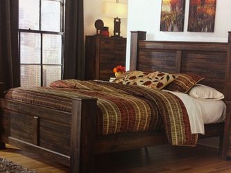 Queen bedroom set 4 piece