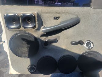 06 Silverado DS18 PRO Speakers/door Panels