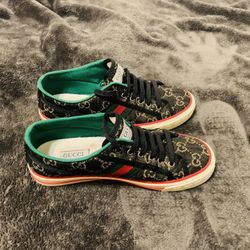 Gucci Shoes New 81/2