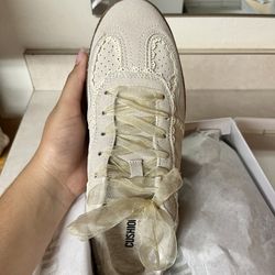 Cushionaire Ivory Size 9