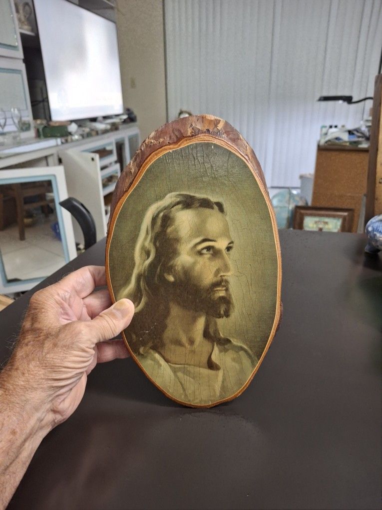 Gorgeous Vintage 70's Cross Cut Pine Tree Branch Slab Portrait Of Jesus 10.5" X 6.25"