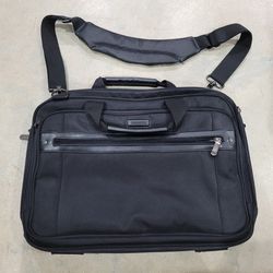 Toshiba Envoy Laptop Bag