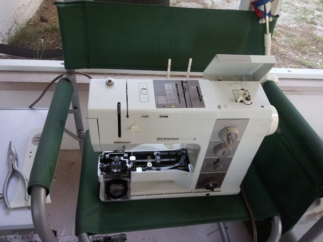 Sewing machine locked up good for parts