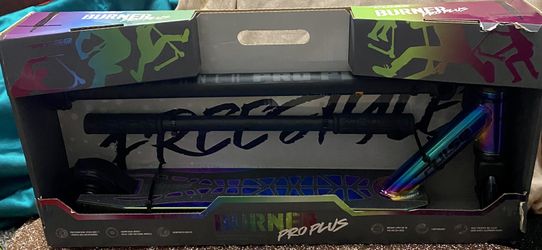 Pulse Performance Products Burner Pro Plus Freestyle Scooter. New in its box. 