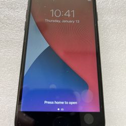 iPhone 7 boost mobile 32 GB good condition