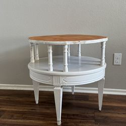 Mid Century 1970s Mersman 2-Tier Round Side End Accent Table Vintage