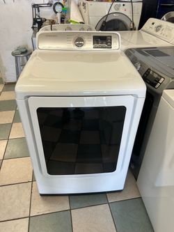 Samsung electric dryer( Delivery Available)