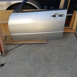 2002 Lexus drive sidedoor fair condition  150 Obo