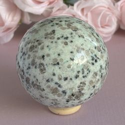 Kiwi Jasper Sphere