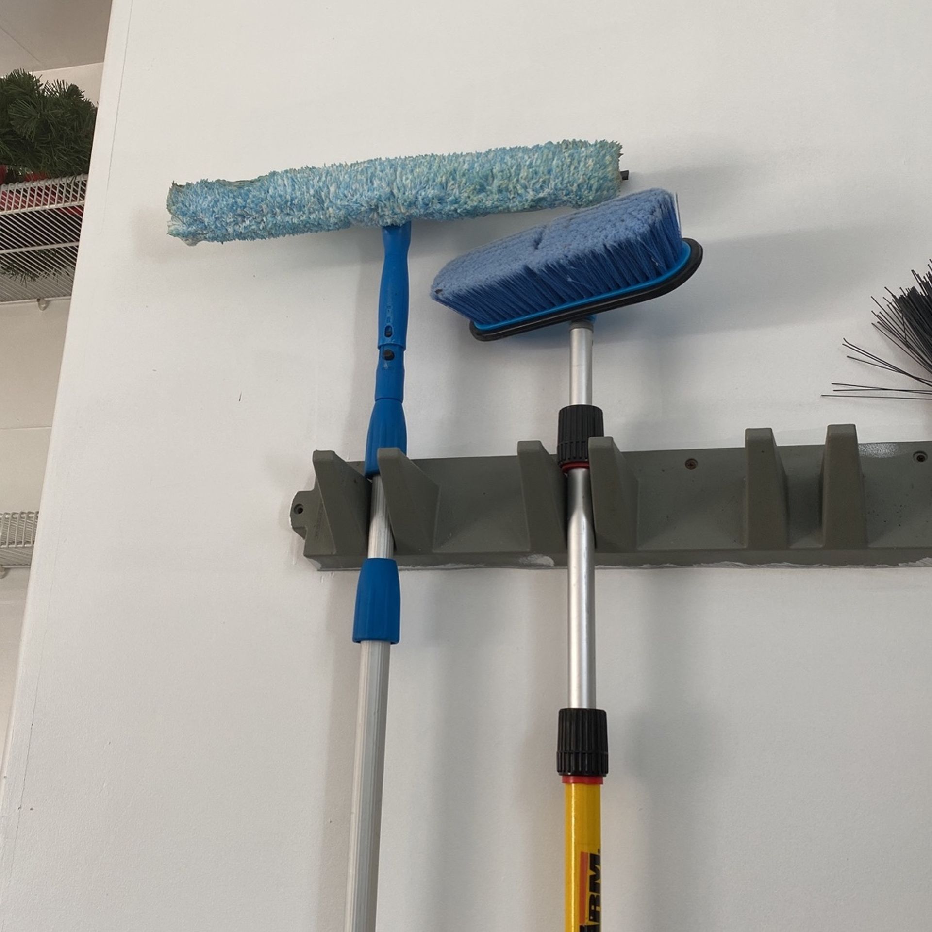 Long Handled Cleaning Tools Brush & Squeegee