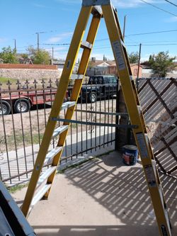 Escalera Doble De 8 Pies