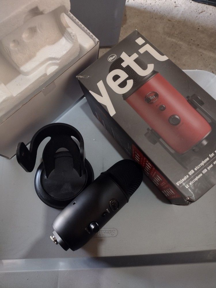 Yeti Microphone