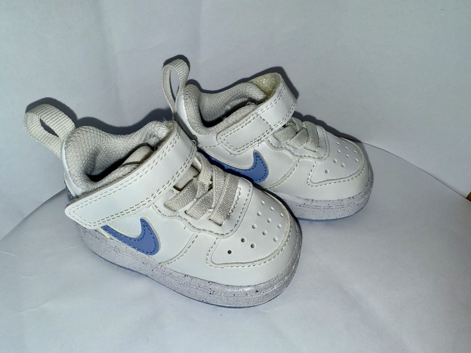 Nike Size 2C