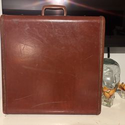 Vintage Samsonite suitcase