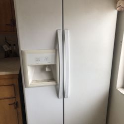 Kenmore Refrigerator 